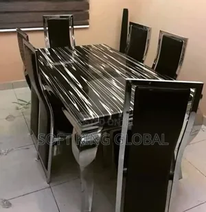 Quality Dinning Table