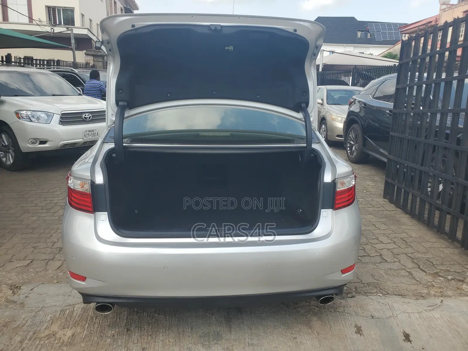 Lexus ES 350 FWD 2014 Silver