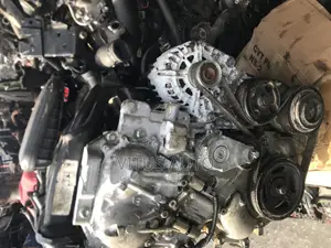 Nissan Rogue 2017 Model Engine