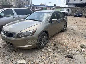 Honda Accord Sedan EX 2010 Gold