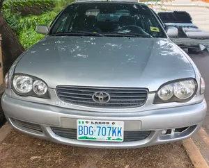 Toyota Corolla Liftback 1999 Silver