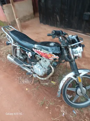 Kymstone Husky 2011 Black