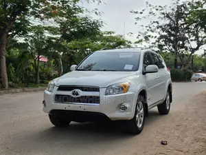 Toyota RAV4 2.5 Limited 2012 White