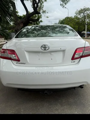 Toyota Camry 2011 White