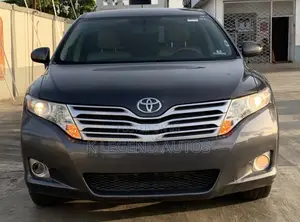Toyota Venza AWD 2011 Gray