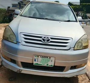 Toyota Ipsum 2001 Silver