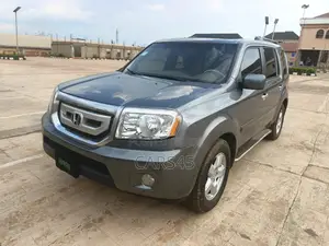Honda Pilot 2011 Gray