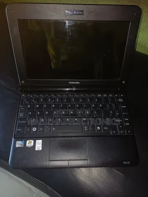 Laptop Toshiba NB300 2GB Intel Atom HDD 160GB