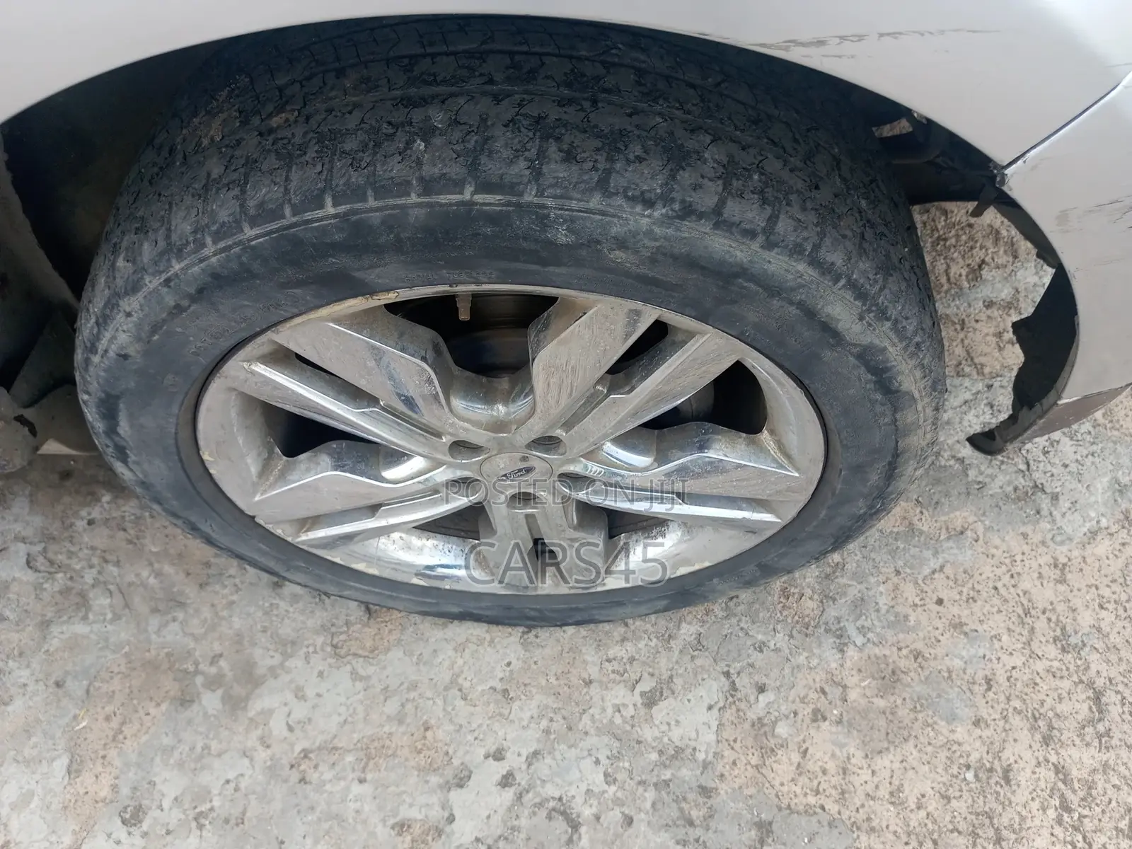 Ford Edge 2011 Silver