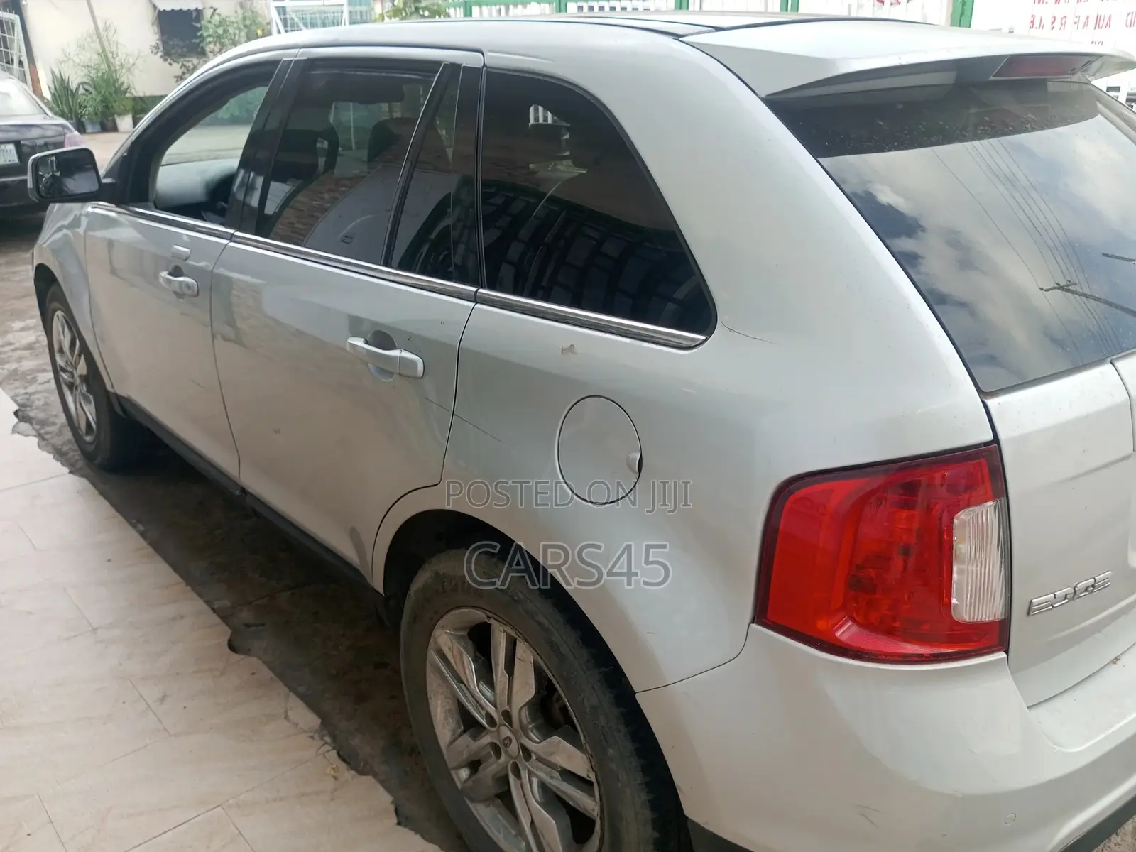 Ford Edge 2011 Silver