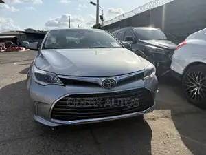 Toyota Avalon XLE (3.5L 6cyl 6A) 2018 Silver