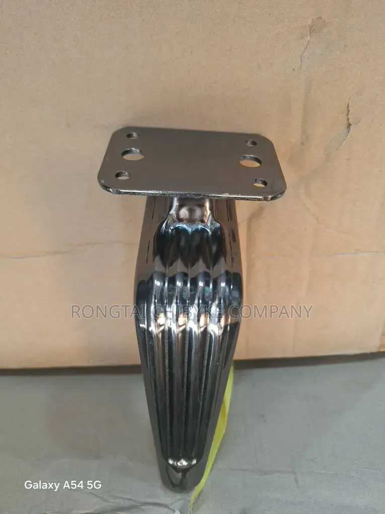 Cusson Chair Leg