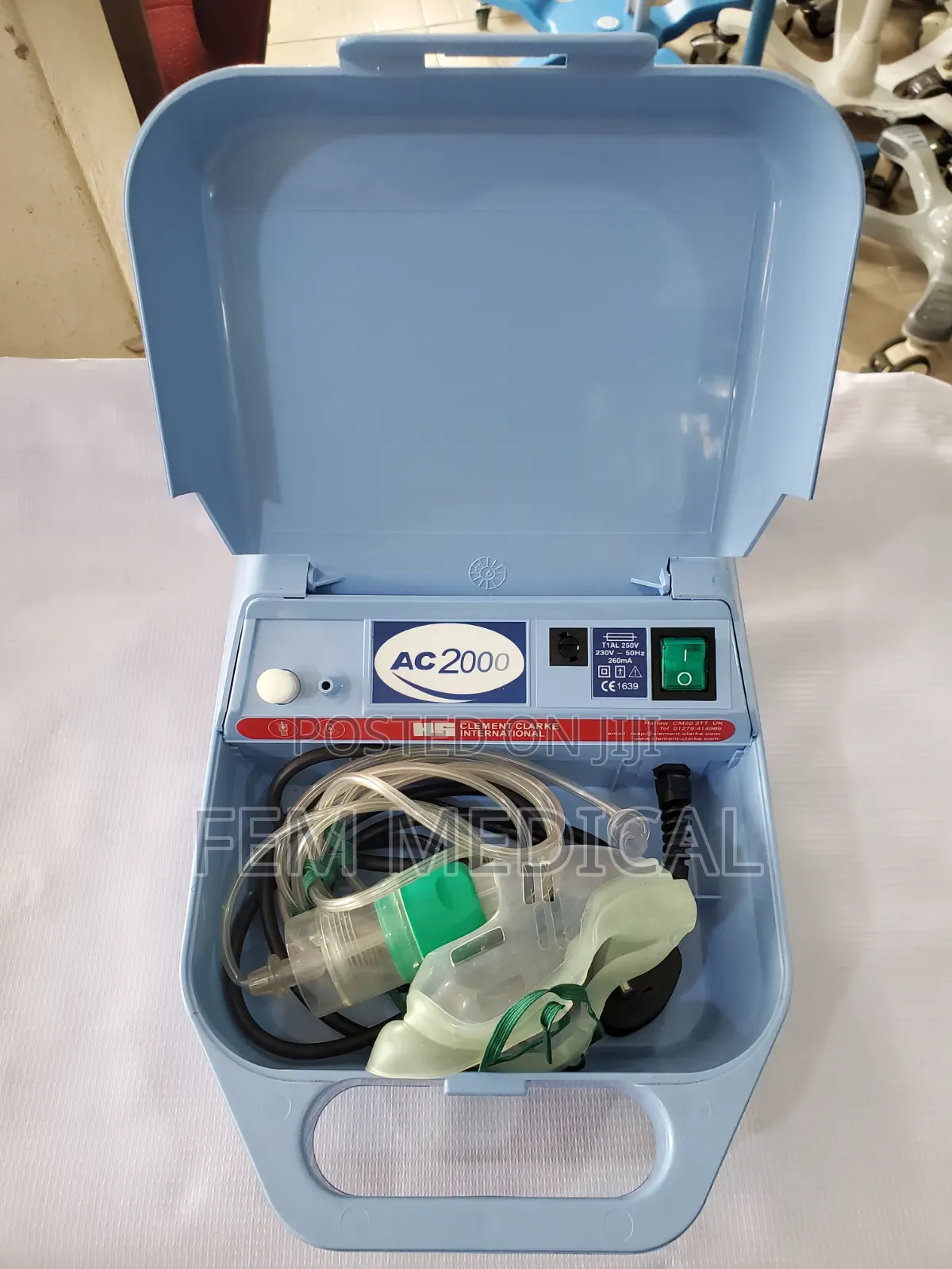 Uk Ac 2000 Nebulizer
