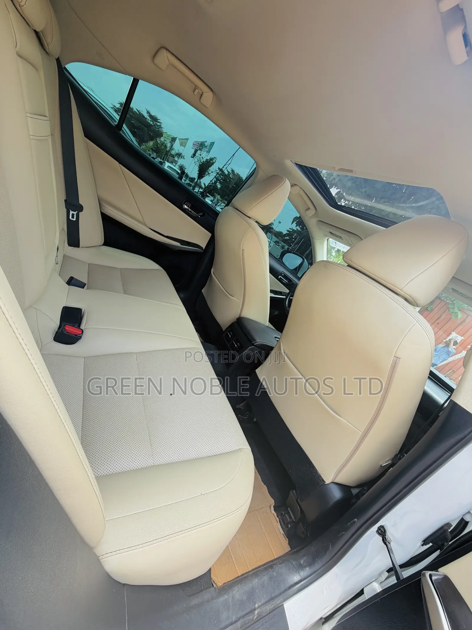 Lexus IS 2017 White