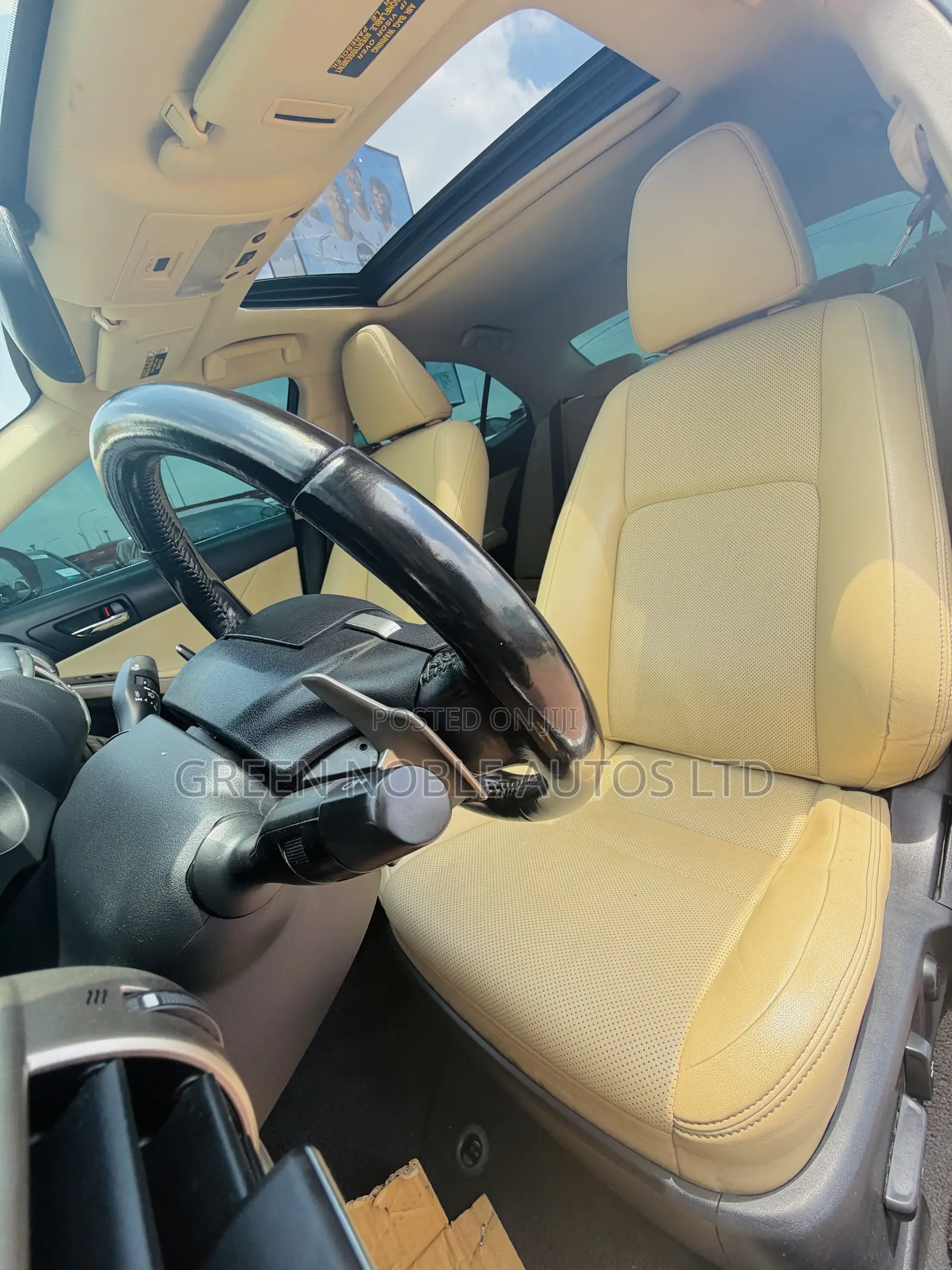 Lexus IS 2017 White