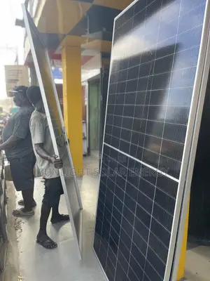 650w 144cell Solar Panel