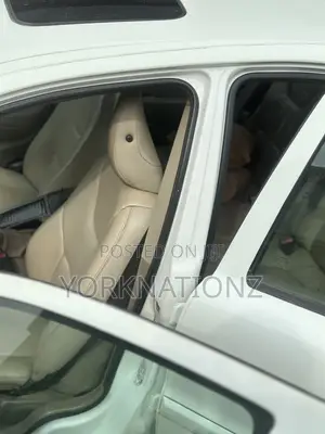 Volvo S60 2.4 Automatic 2005 White