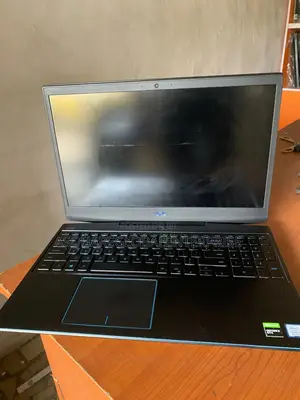 Laptop Dell G3 15 3590 16GB Intel Core i5 SSD 256GB