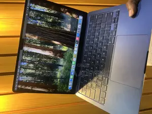 Laptop Apple MacBook Air 2022 M2 8GB Apple M2 SSD 256GB