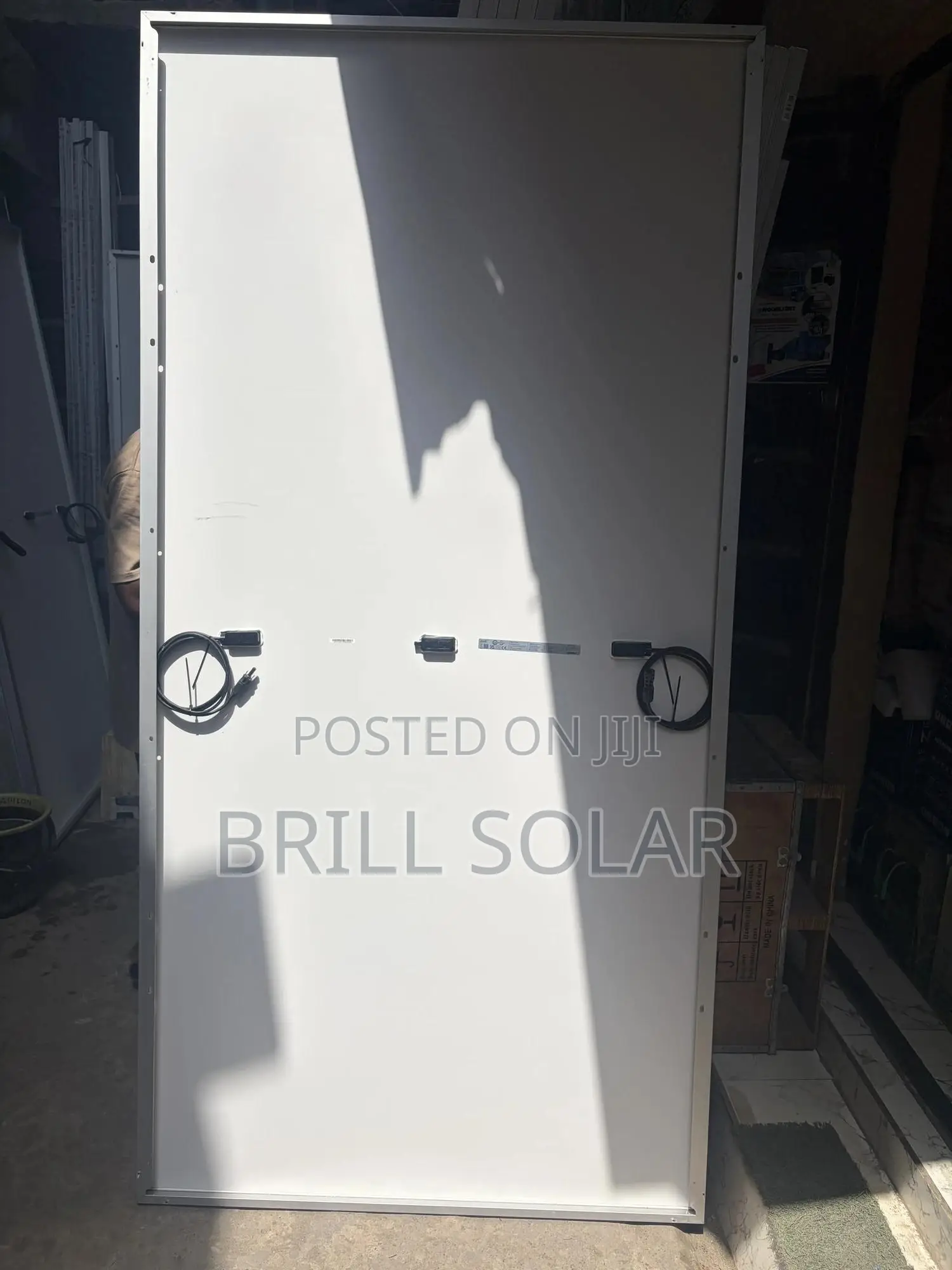 590w Jinko Solar Panel