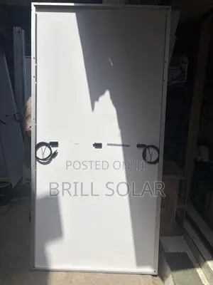 590w Jinko Solar Panel