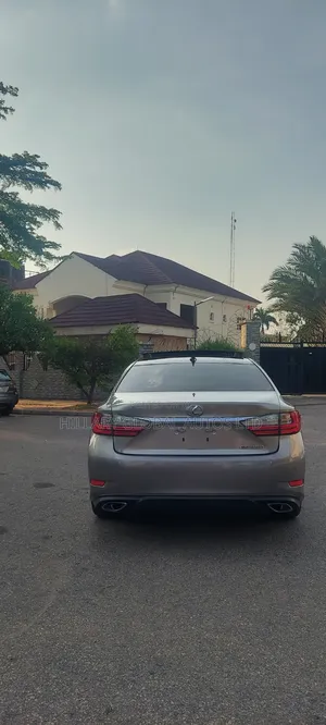 Lexus ES 350 FWD 2018 Gold