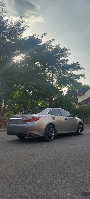 Lexus ES 350 FWD 2018 Gold