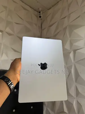 Laptop Apple MacBook Pro 2024 M4 14-inch 16GB Apple M4 SSD 512GB