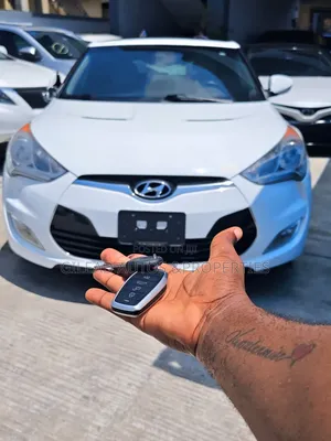 Hyundai Veloster Automatic 2012 White