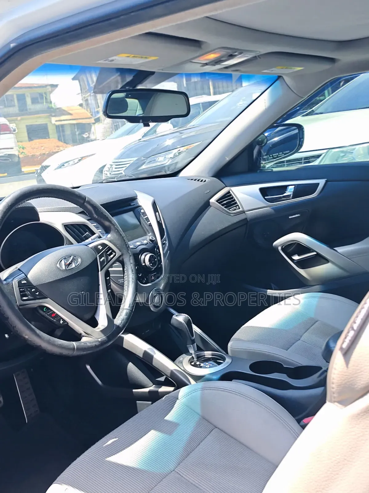 Hyundai Veloster Automatic 2012 White