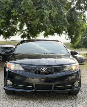 Toyota Camry SE 4dr Sedan (2.5L 4cyl 6A) 2012 Black
