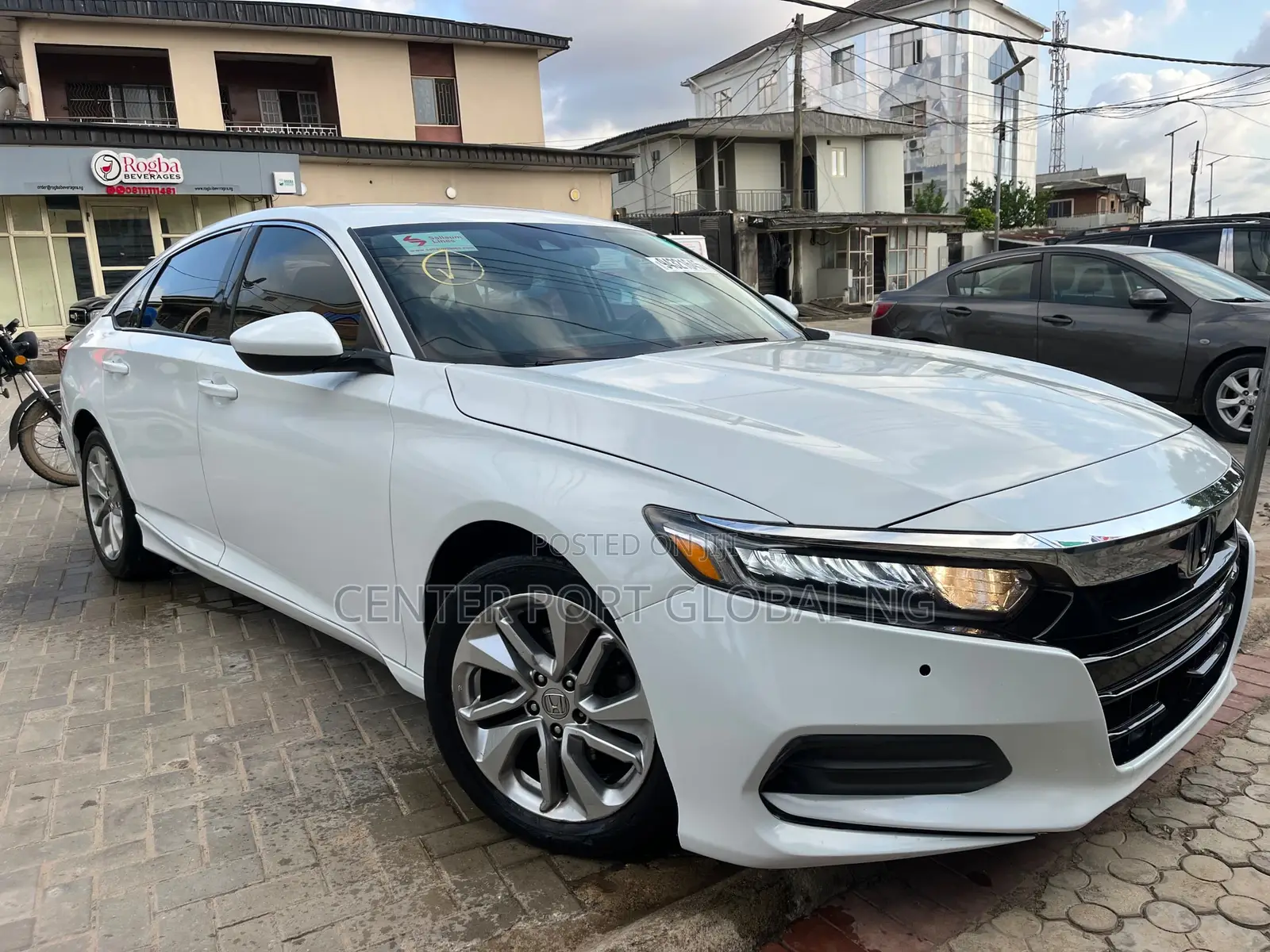 Honda Accord EX 2018 White