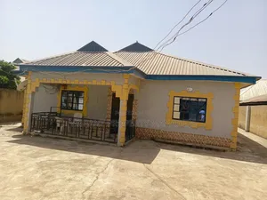 4bdrm Bungalow in U/Pama Sabo, Kaduna / Kaduna State for sale