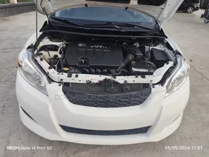 Toyota Matrix 2011 White