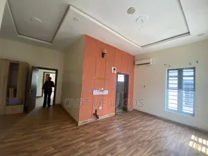 5bdrm Duplex in Ikota for rent