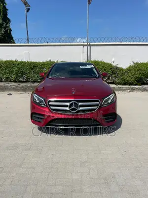 Mercedes-Benz E300 4Matic AWD Sedan (2.0L 4cyl 9A) 2017 Red