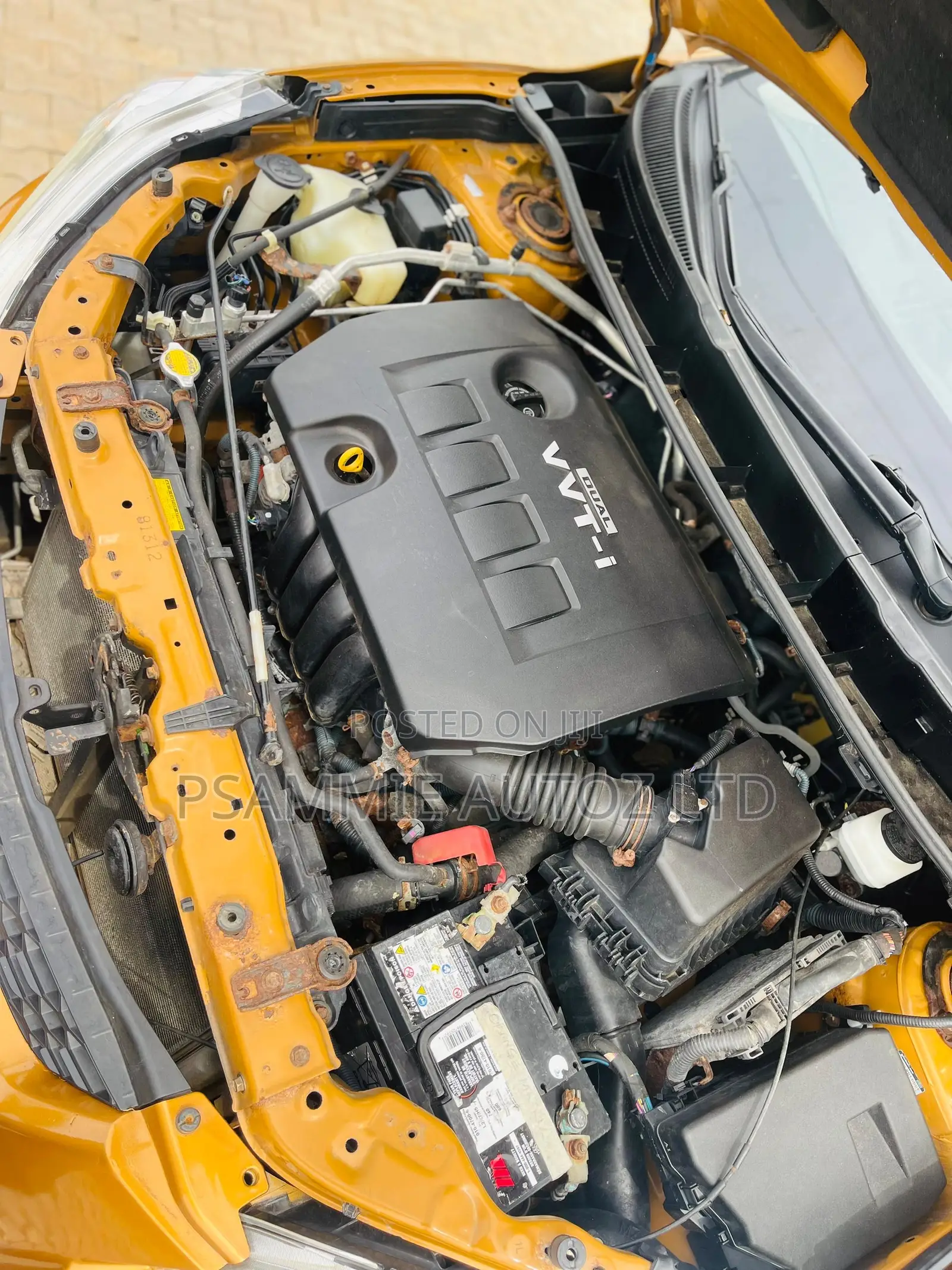 Toyota Matrix 2011 Orange