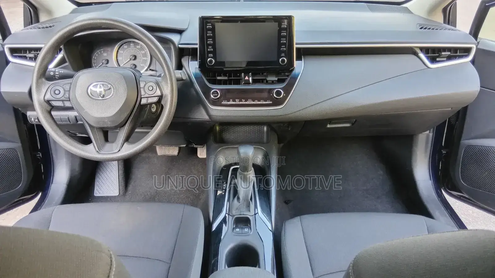 Toyota Corolla LE 2020 Blue