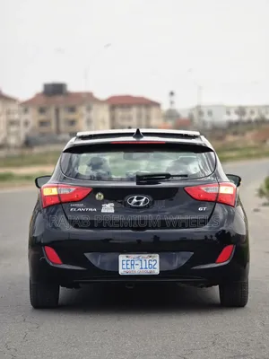 Hyundai Elantra Limited 4dr Sedan (1.8L 4cyl 6A) 2014 Black