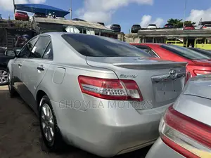 Toyota Camry 2010 Silver