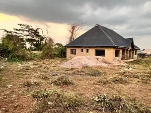 4bdrm Block of Flats in Lucas Estate, Akinyele for sale