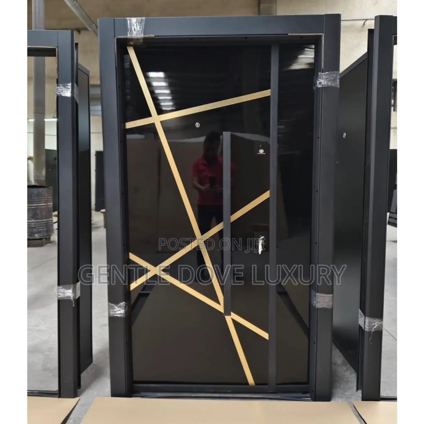 4ft Turkey Luxury Door for Security Assured
