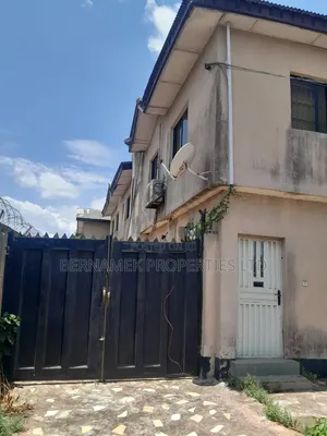 5bdrm Block of Flats in Along Lasu Isheri for sale