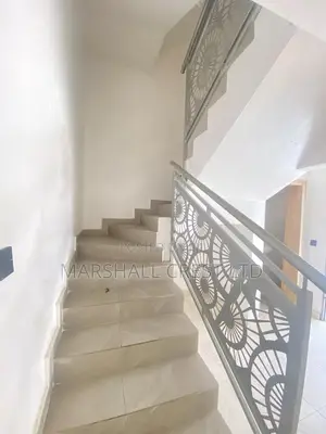 3bdrm Duplex in Lekki Phase 2 for rent