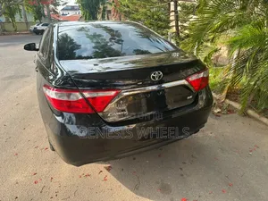 Toyota Camry SE 4dr Sedan (2.5L 4cyl 6A) 2017 Black