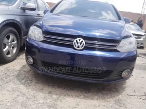 Volkswagen Golf 2012 Blue