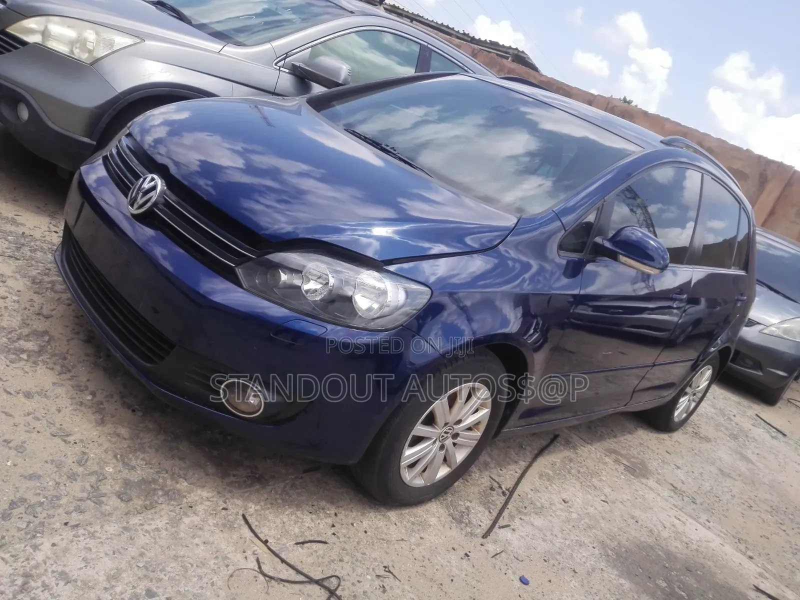 Volkswagen Golf 2012 Blue
