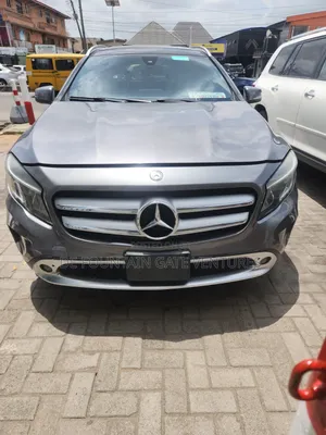 Mercedes-Benz GLA 250 2017 Gray