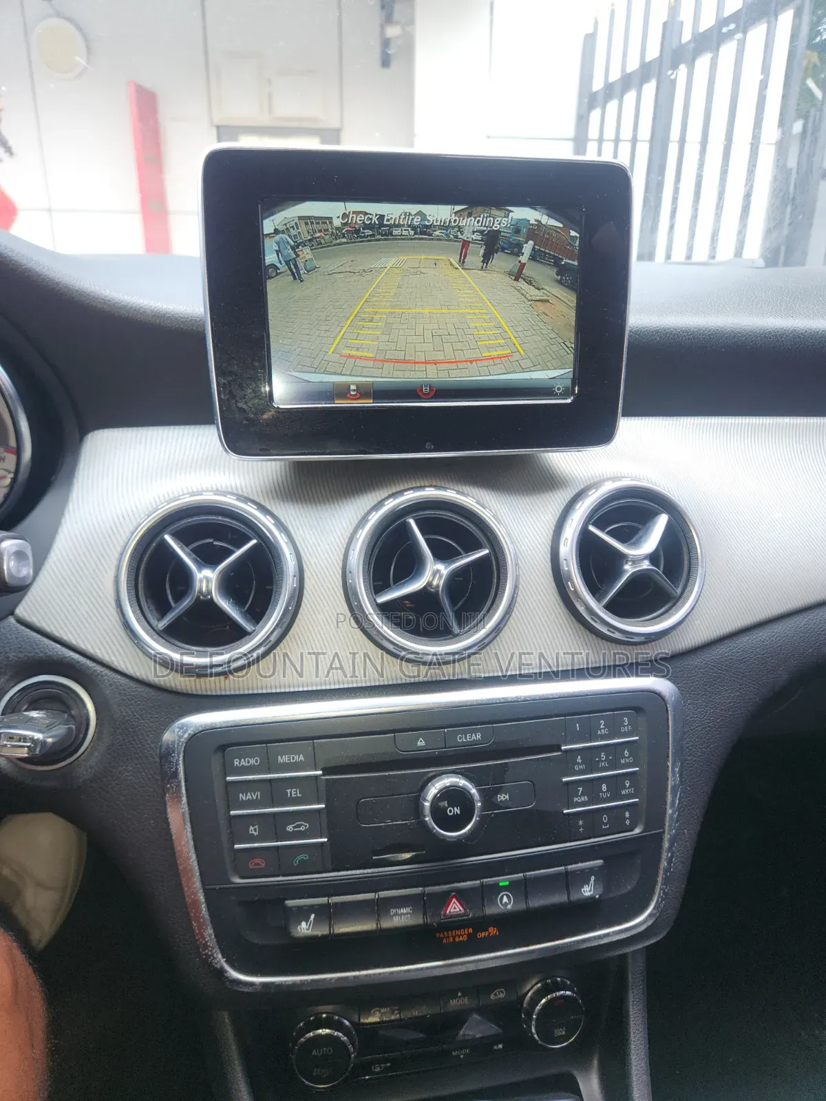 Mercedes-Benz GLA 250 2017 Gray