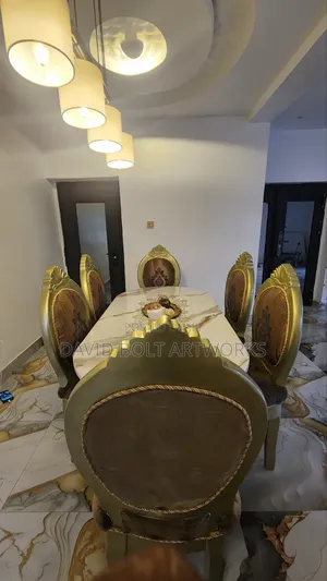 Hand-Crafted Luxurious 6 Seater Dining Set